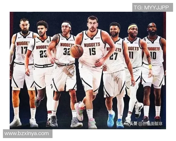 卡梅隆约翰逊快攻妙传助攻约基奇禁区轻松上篮展现团队默契